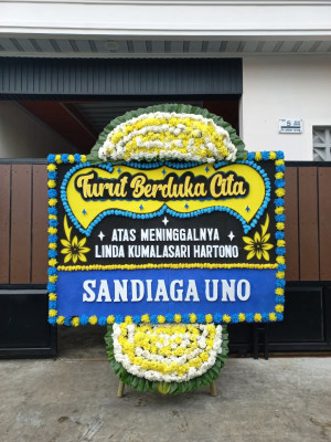 Papan Bunga Duka di Mabar
